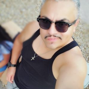 Meet your Posher, Marcos